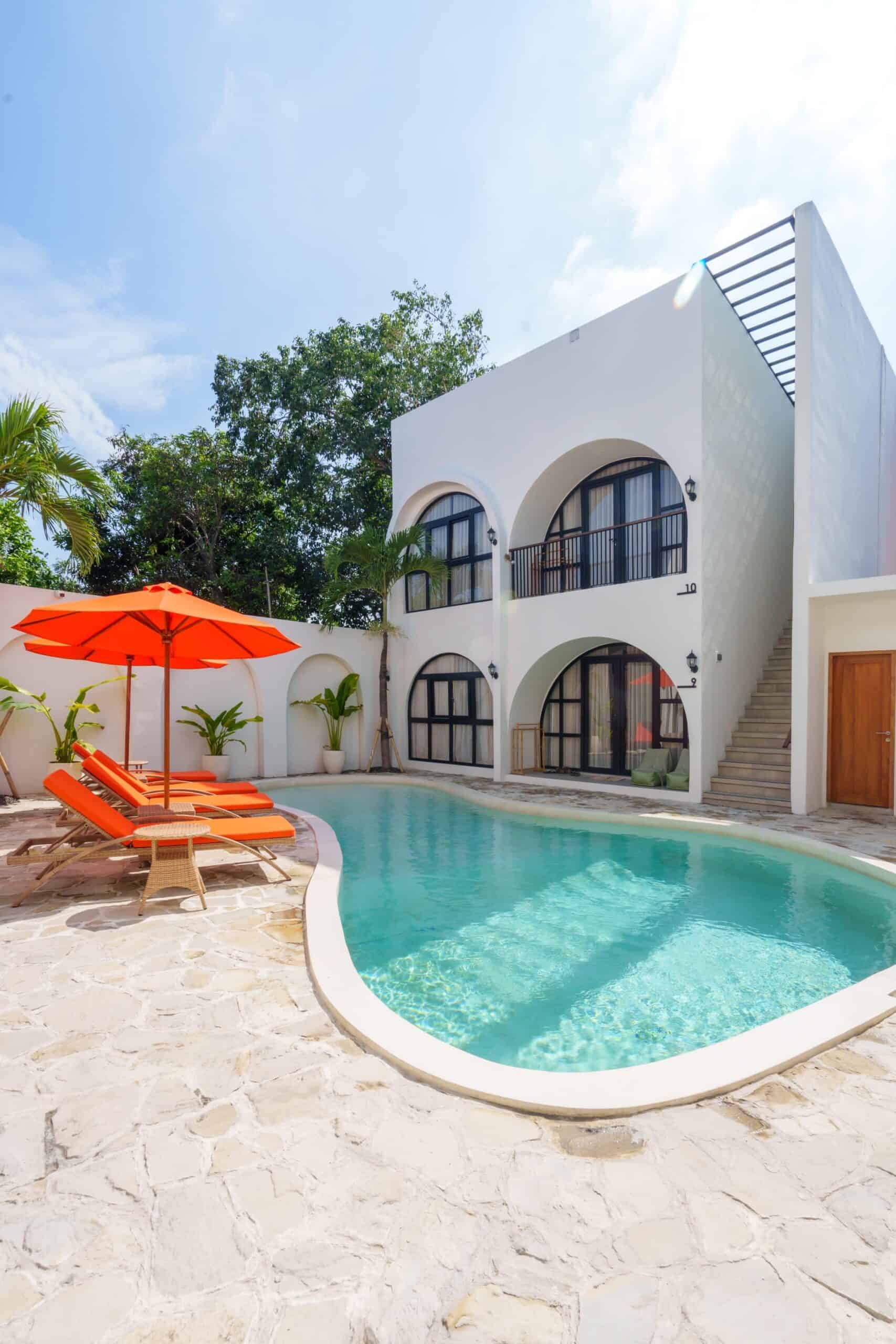 WALKING DISTANCE TO SESEH BEACH 1 BEDROOM APARTMENT FOR SALE LEASEHOLD IN SESEH BE-1787 